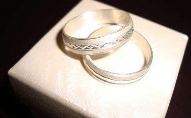 imagenes de anillos de compromiso